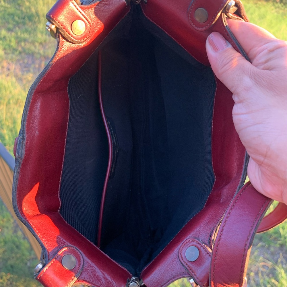 Etienne Aigner Red Oxblood Leather Shoulder Bag - Picture 15 of 16